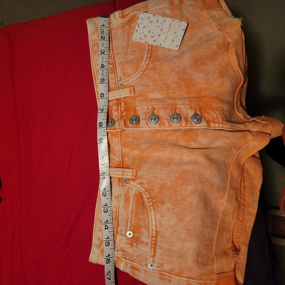 Free People Romeo Rolled jean shorts in Orange - Picture 8 of 8